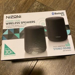 Dual Wireless speakers